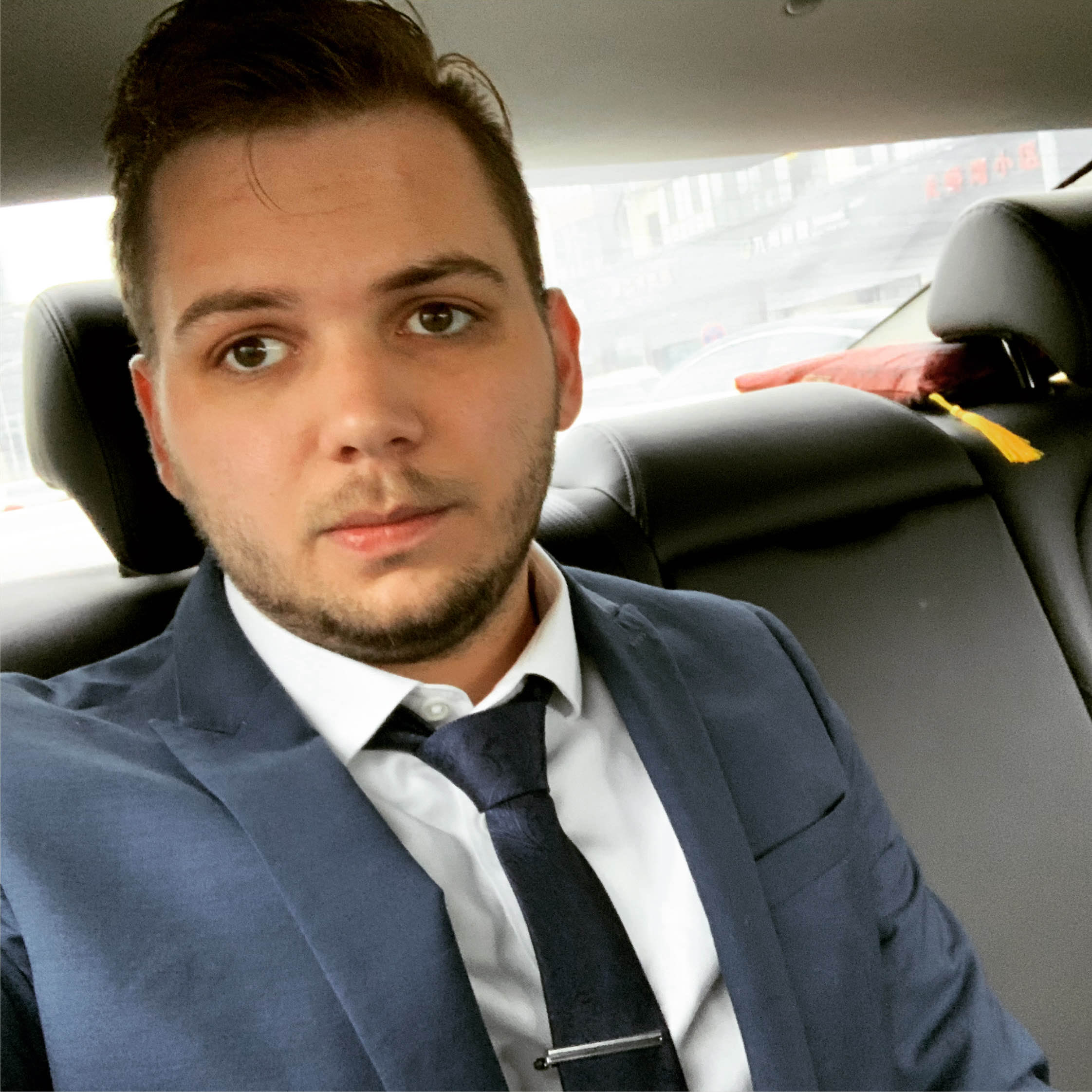 Rodrigo Bond