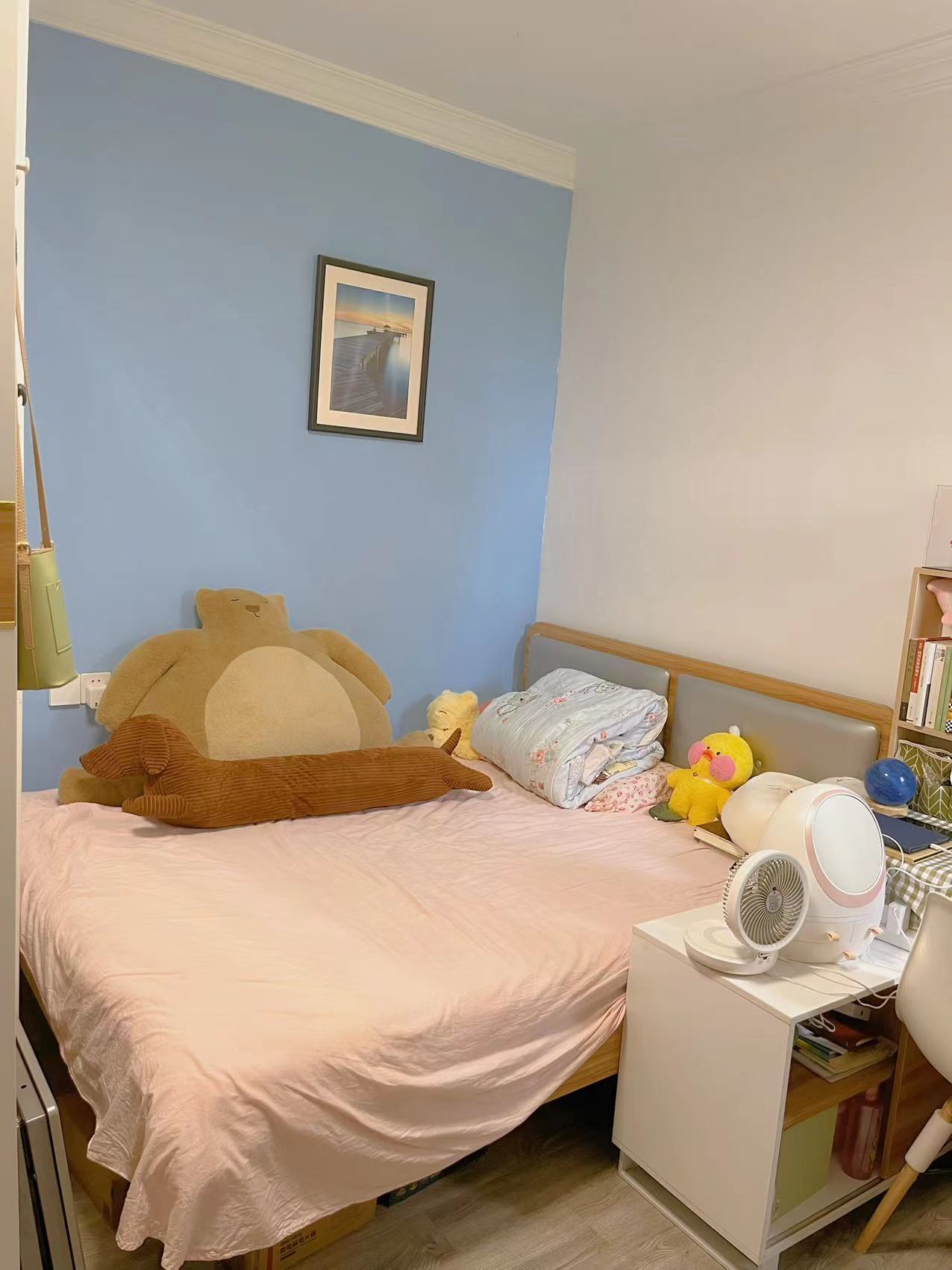 Shanghai-Pudong-Clean&Comfy,No Gender Limit,Hustle & Bustle,Pet Friendly