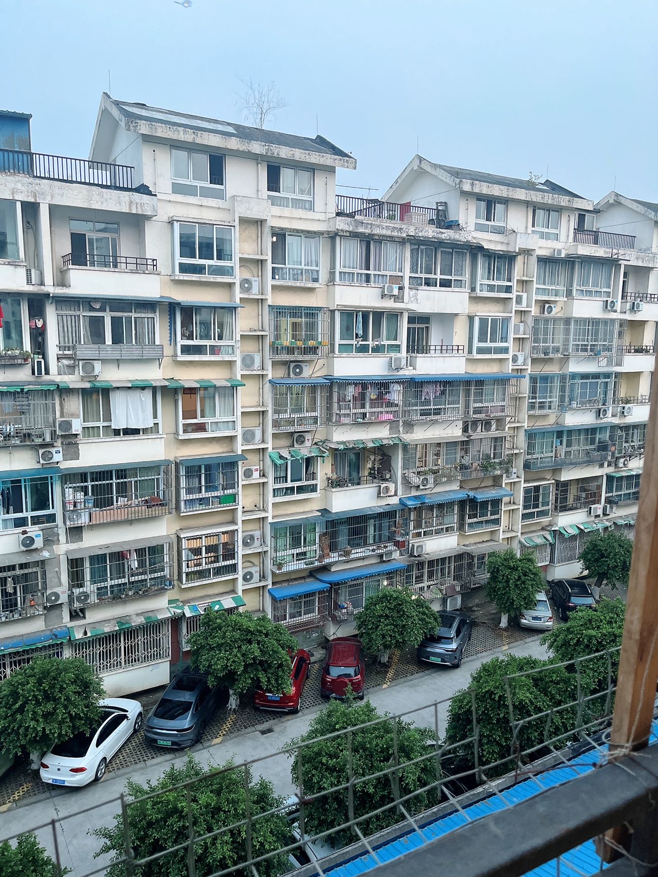 成都-武侯-火车南站,购物中心,小吃一条街,三瓦窑地铁,小区安全治安好,宠物友好,LGBTQ友好,温馨小窝,干净治愈,不限性别,市井烟火气,老友记,慢时光