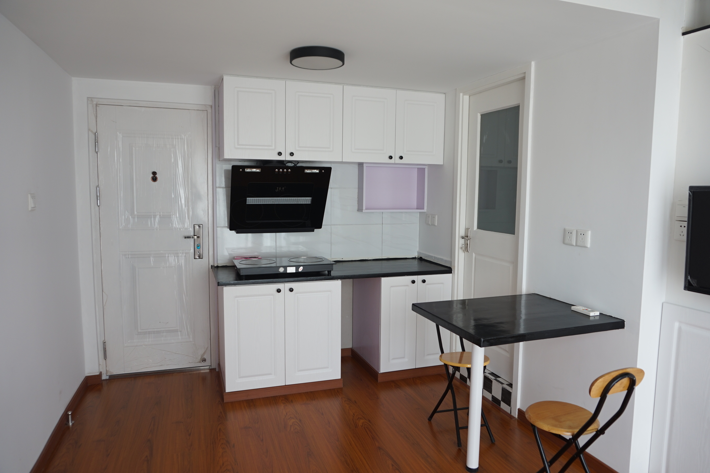 Shanghai-Xuhui-Cozy Home,Clean&Comfy,No Gender Limit,Hustle & Bustle,“Friends”,Chilled,LGBTQ Friendly,Pet Friendly