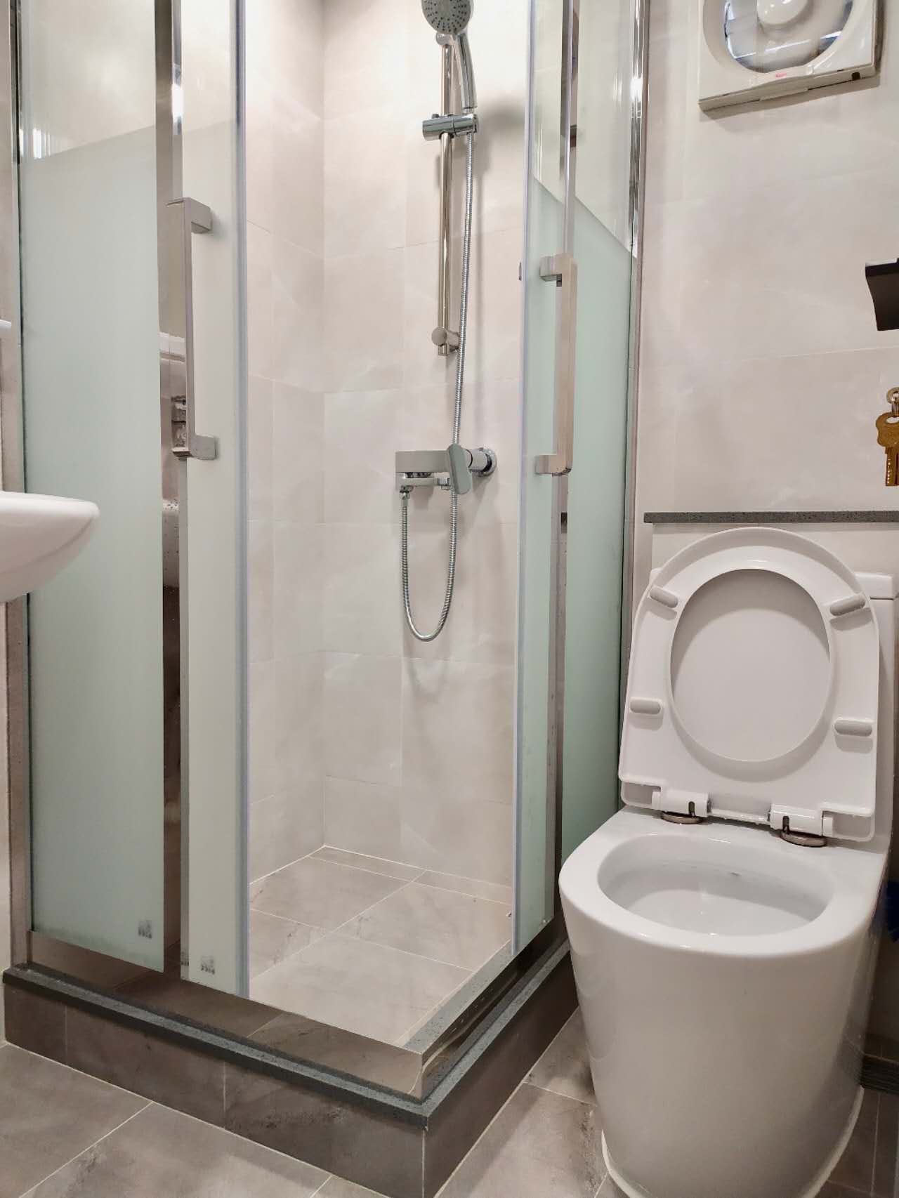 Shared Apartment-Sublet-Seeking Flatmate-Long Term-Replacement