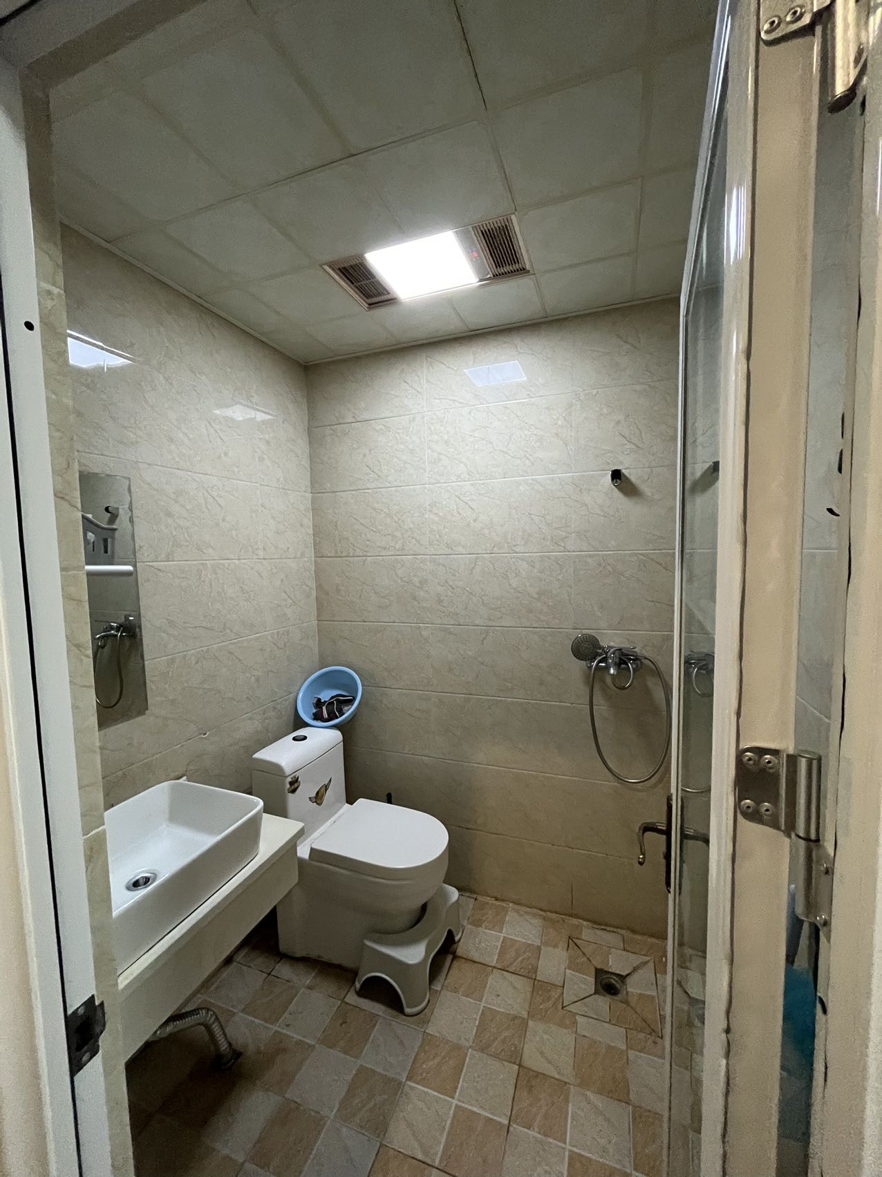 Ningbo-Haishu-Sublet