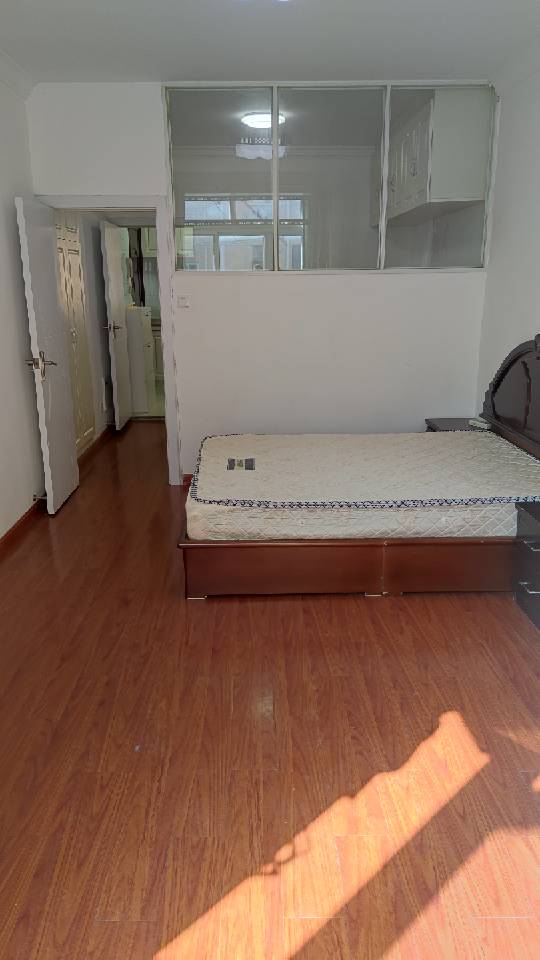 Shanghai-Minhang-Cozy Home,Clean&Comfy,No Gender Limit,Hustle & Bustle