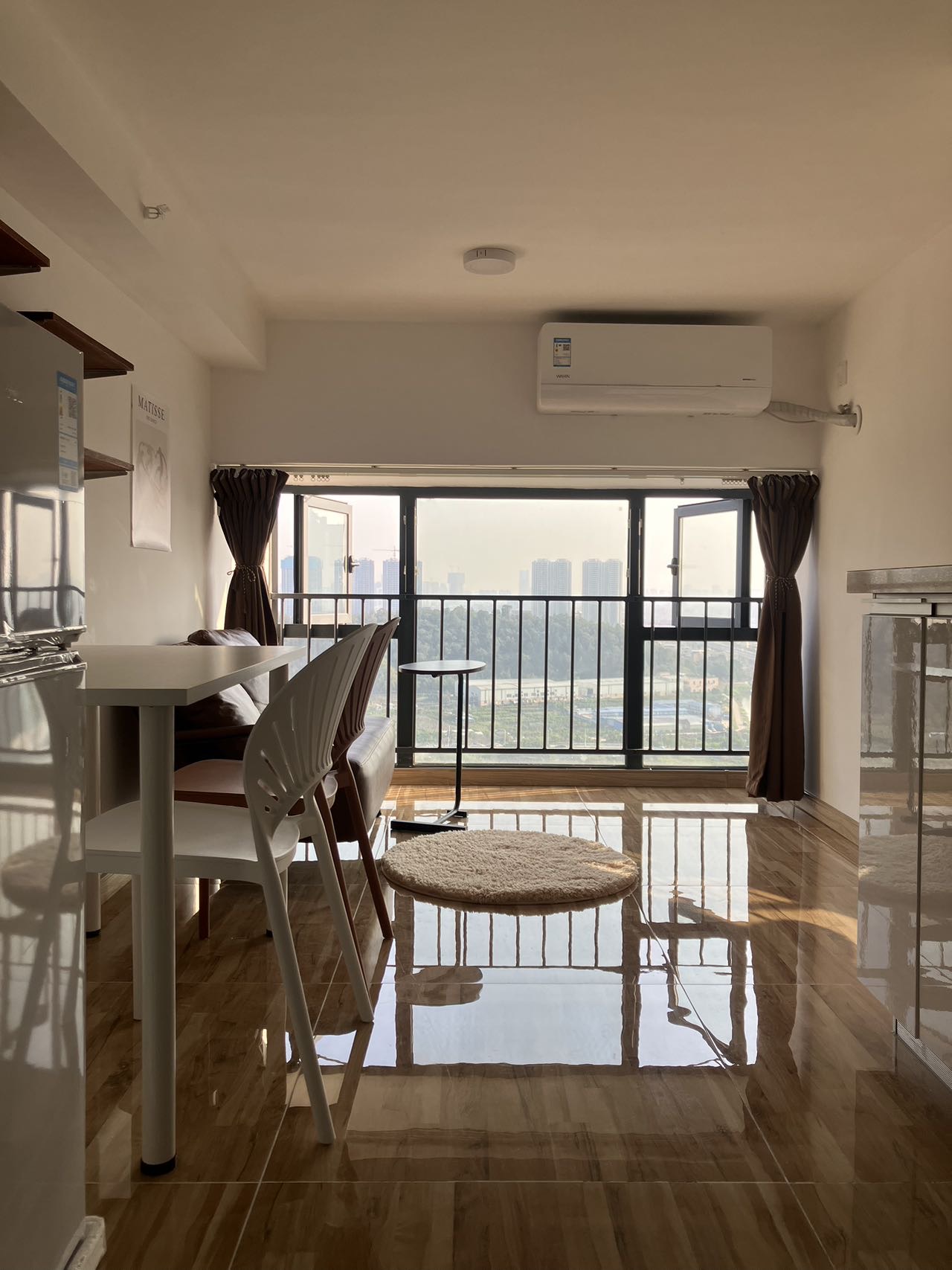 Guangzhou-Panyu-Cozy Home,Clean&Comfy,No Gender Limit,Hustle & Bustle,“Friends”,Chilled