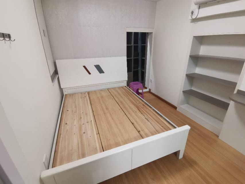 Guangzhou-Panyu-Single Apartment