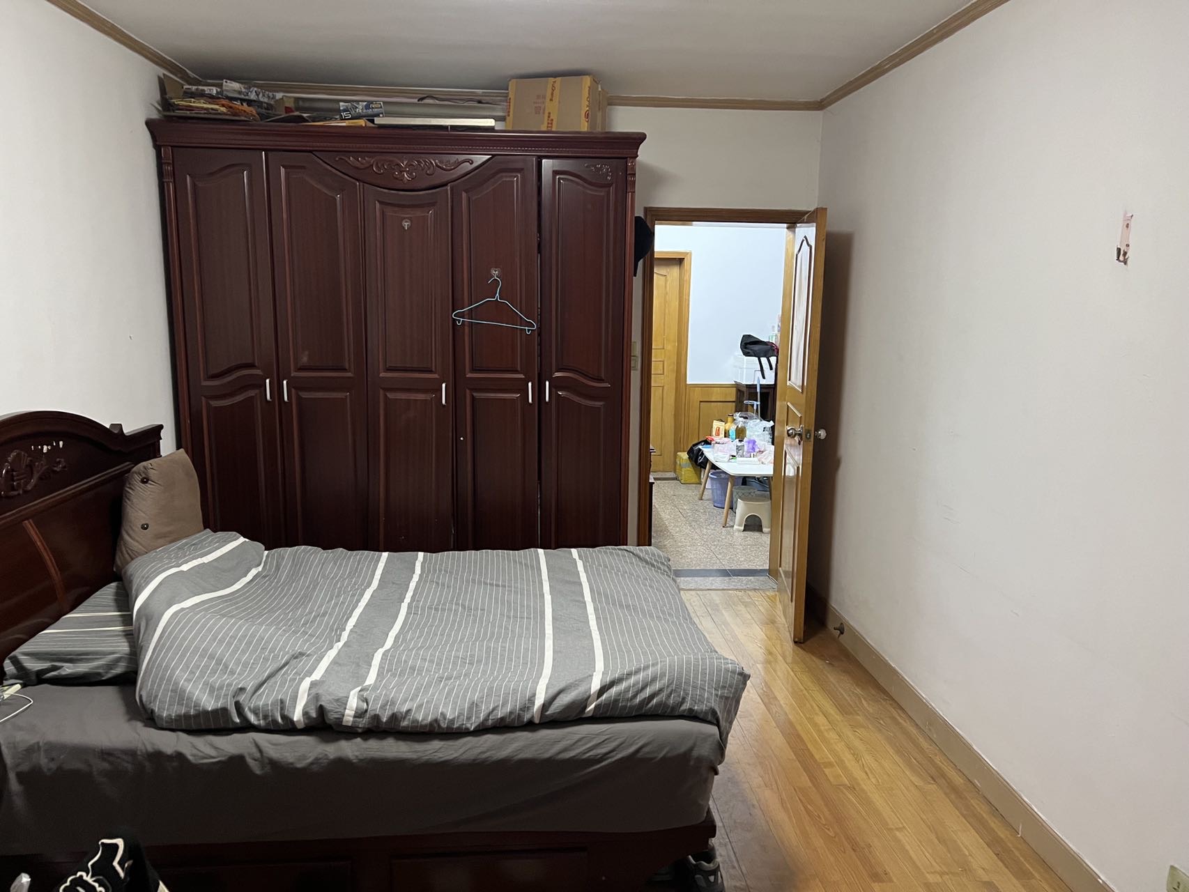 古美八村 在线蹲室友，两室一厅主卧转租