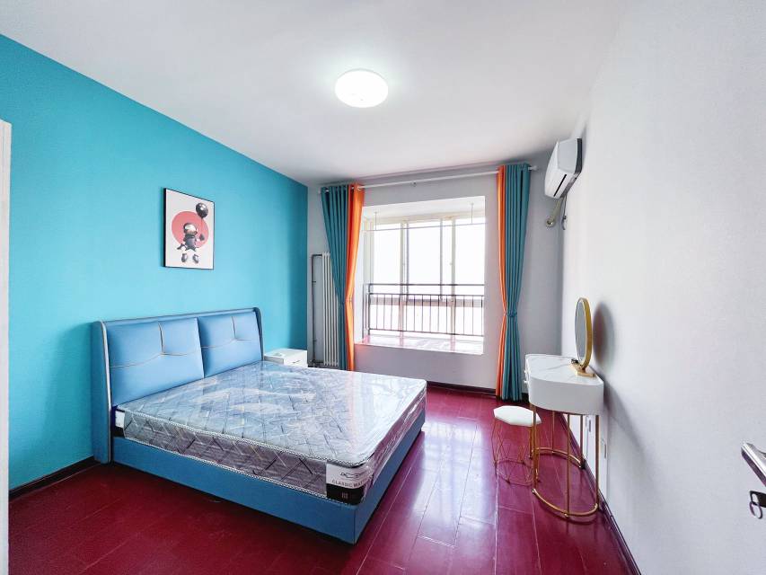 雁塔 曲江新坐标 会展中心地铁口 电视塔附近 佳和对面