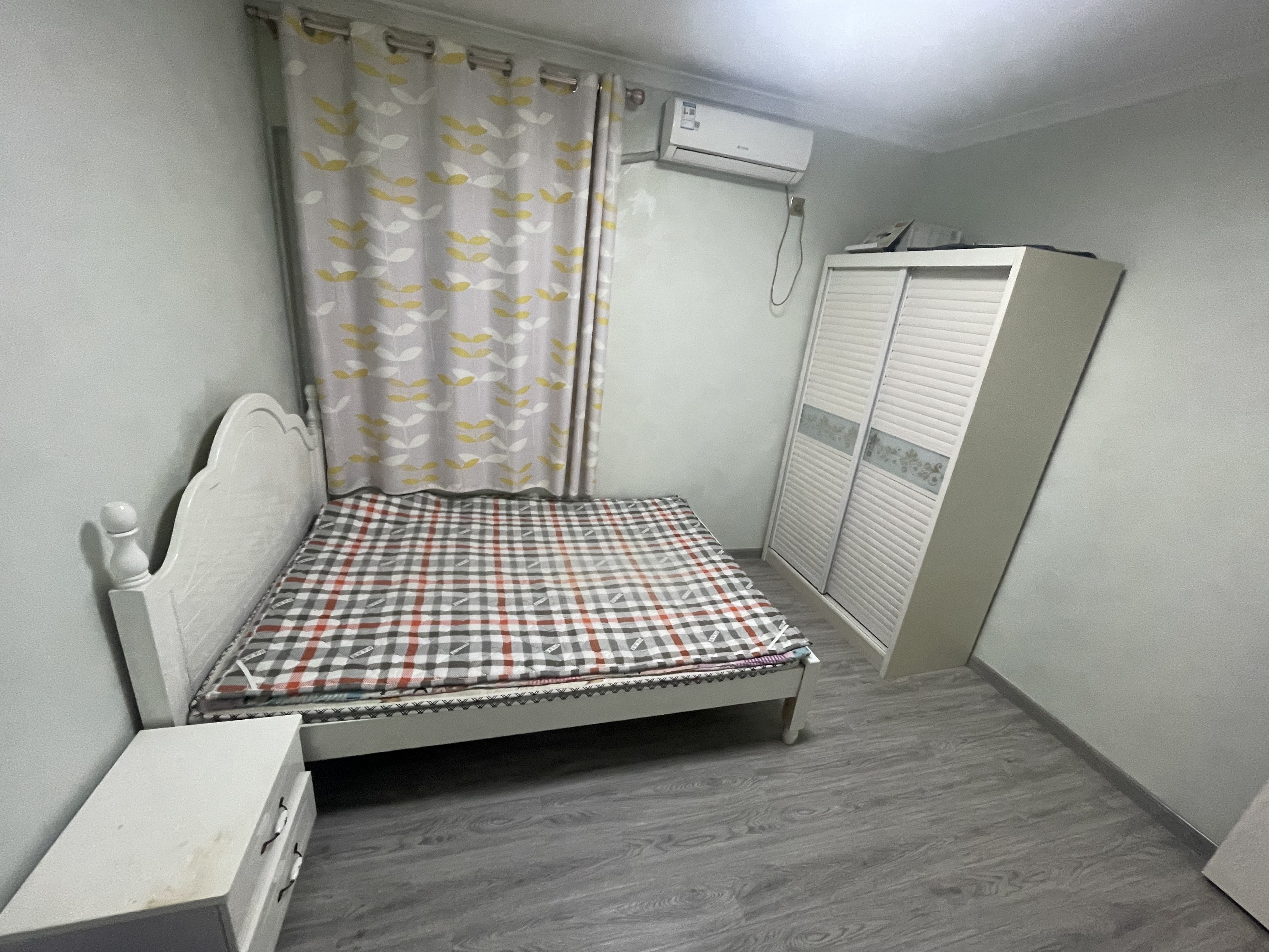 Xi'An-Weiyang-Shared Apartment,Seeking Flatmate,Long & Short Term