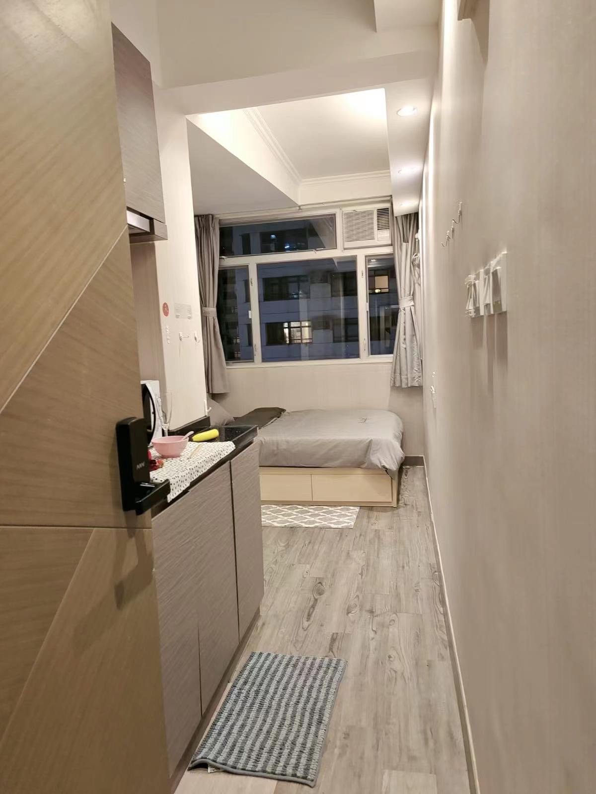 hong-kong-hong-kong-island-1b1b-mtr-single-apartment-pet-friendly-long