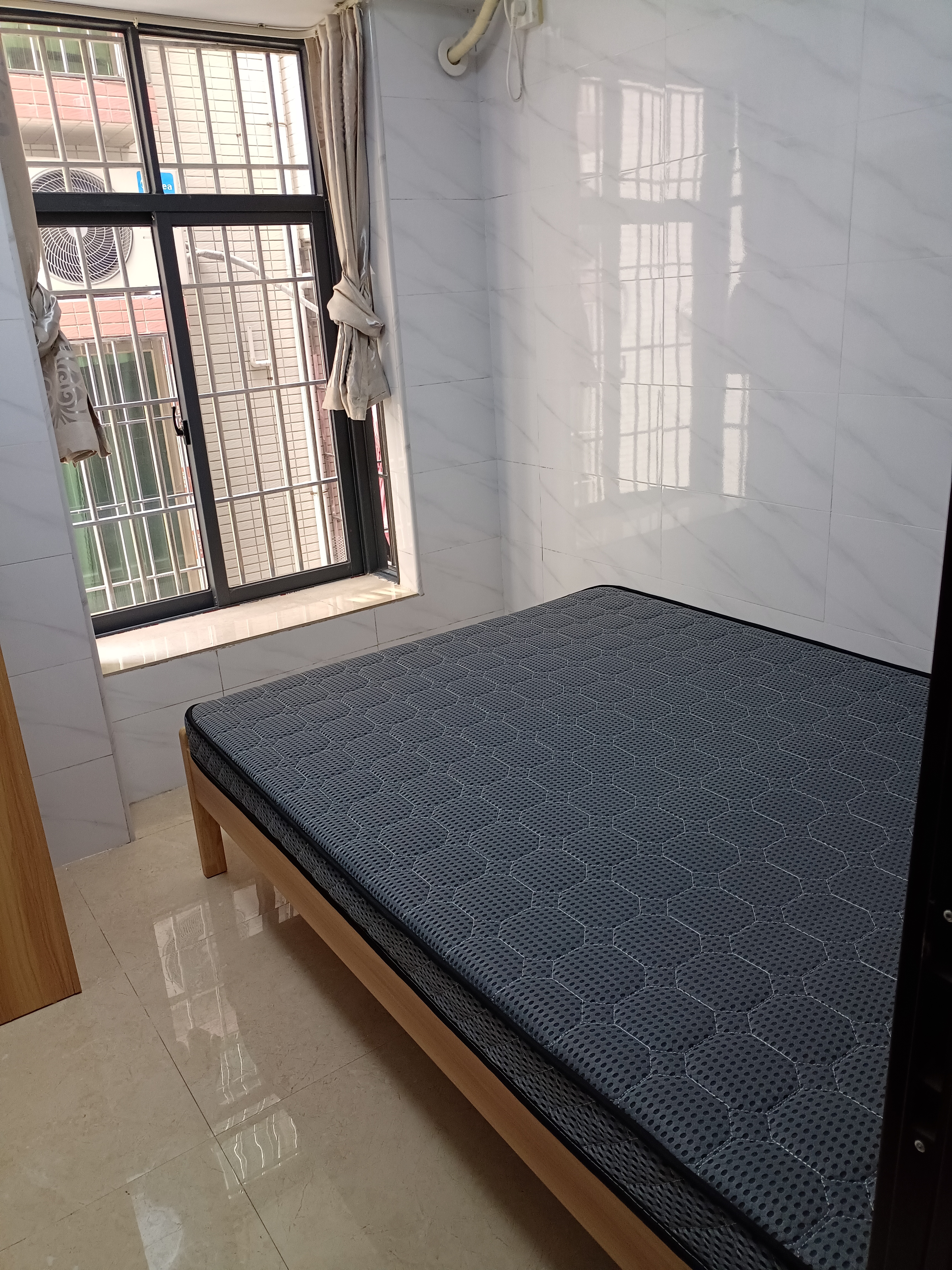 Dongguan-Houjie-Cozy Home,Clean&Comfy,No Gender Limit,Pet Friendly