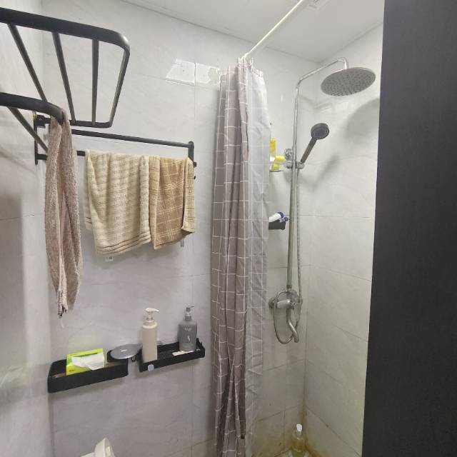 Shanghai-Jing‘An-2500RMB/Night,Cozy Home,Clean&Comfy,No Gender Limit,Hustle & Bustle,“Friends”,Chilled,LGBTQ Friendly,Pet Friendly