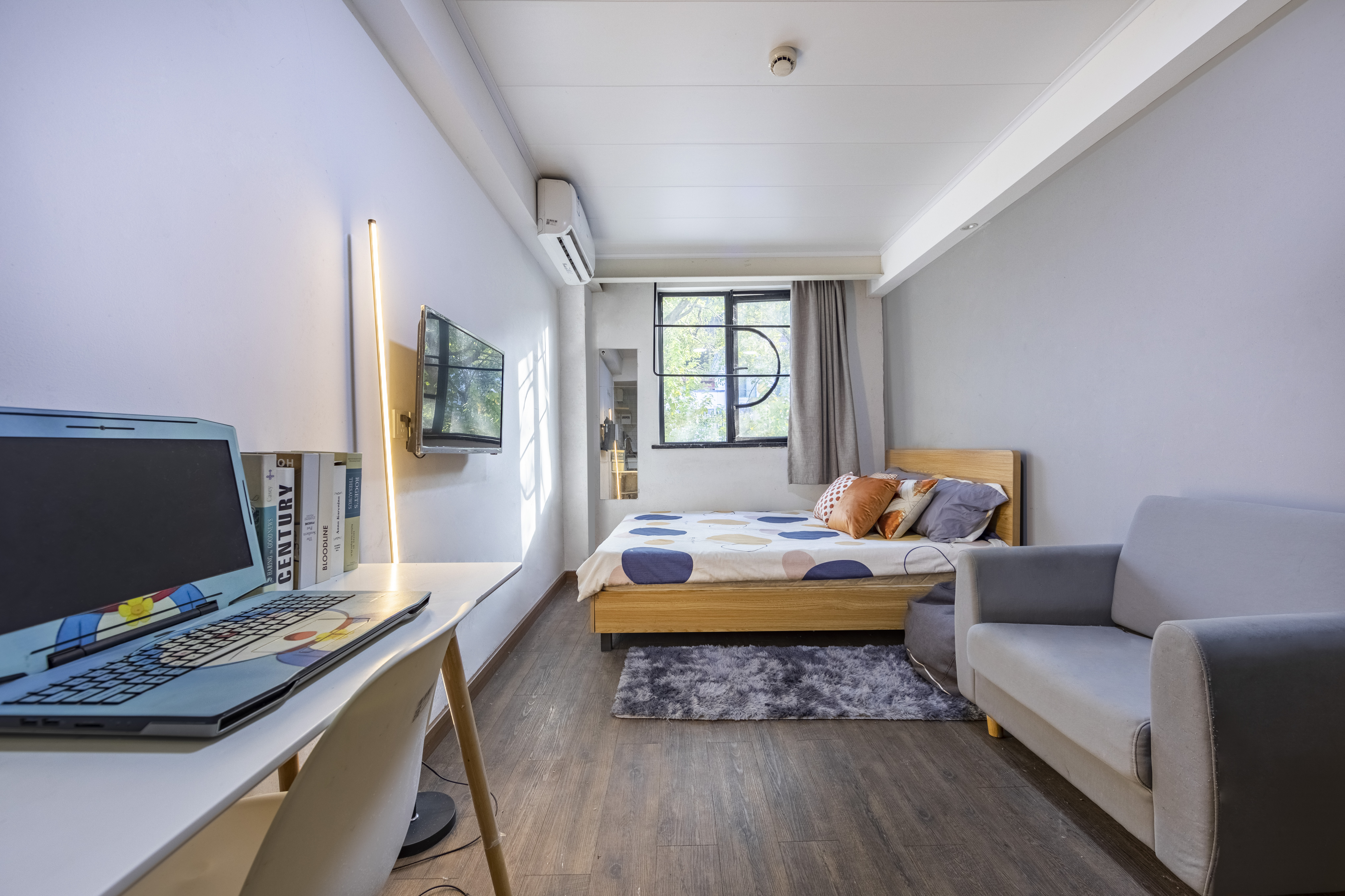 ShanghaiPudong24小时安保管家服务3分钟到洲海路地铁站拒绝邋遢室友 🌟免租两个月 免押免费班车接送地铁站🚌🉑️短租一个月起