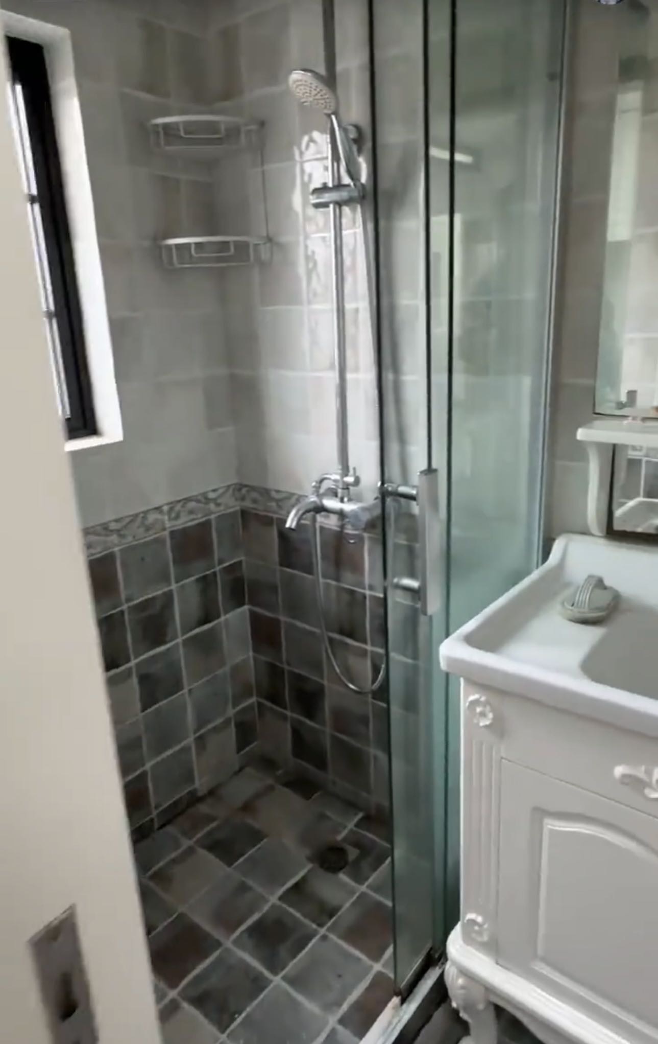 我说兔子耳朵会竖起来整租房源3