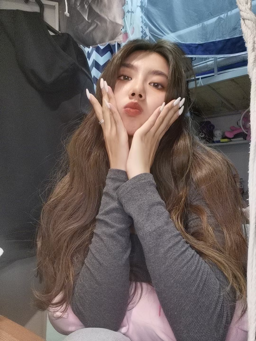Ava