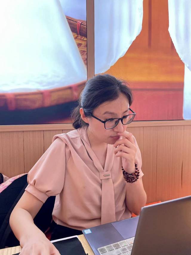 小小鱼