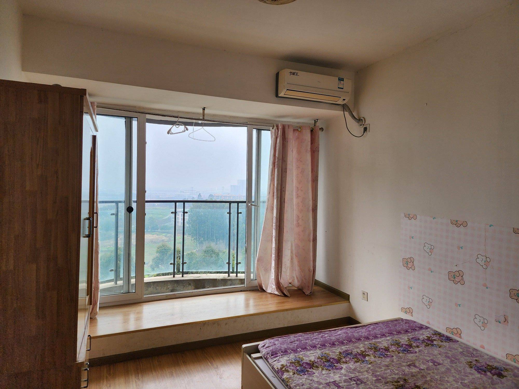 Chengdu-Longquanyi-Cozy Home,Clean&Comfy,No Gender Limit,Pet Friendly