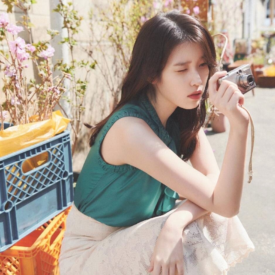 李