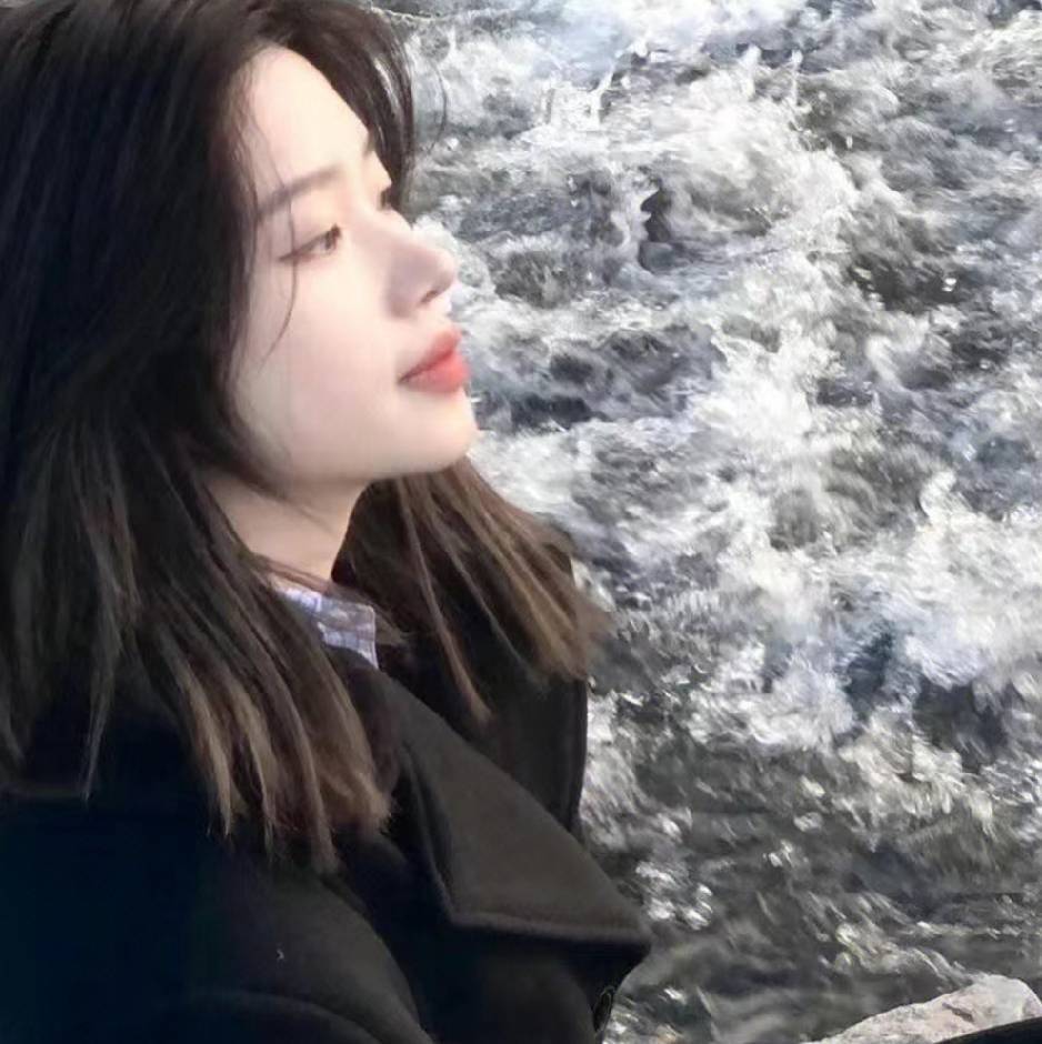 抓抓.