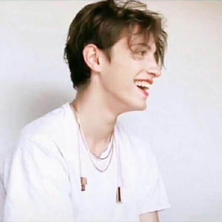 柒月／大象映画