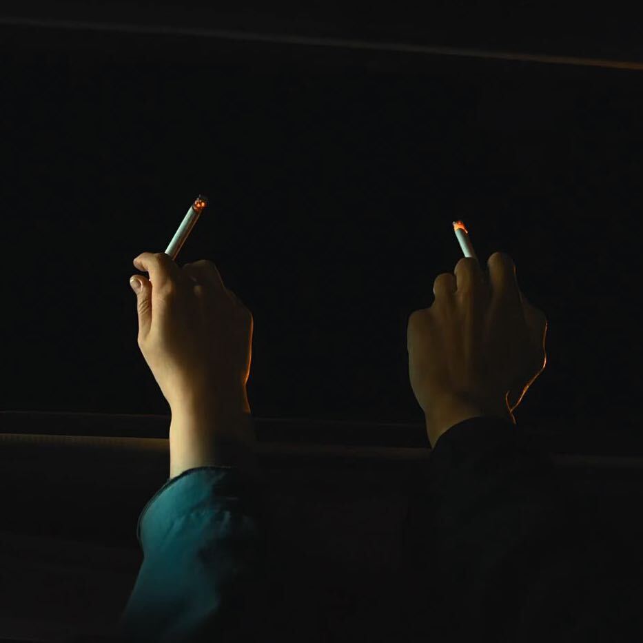 欲扬