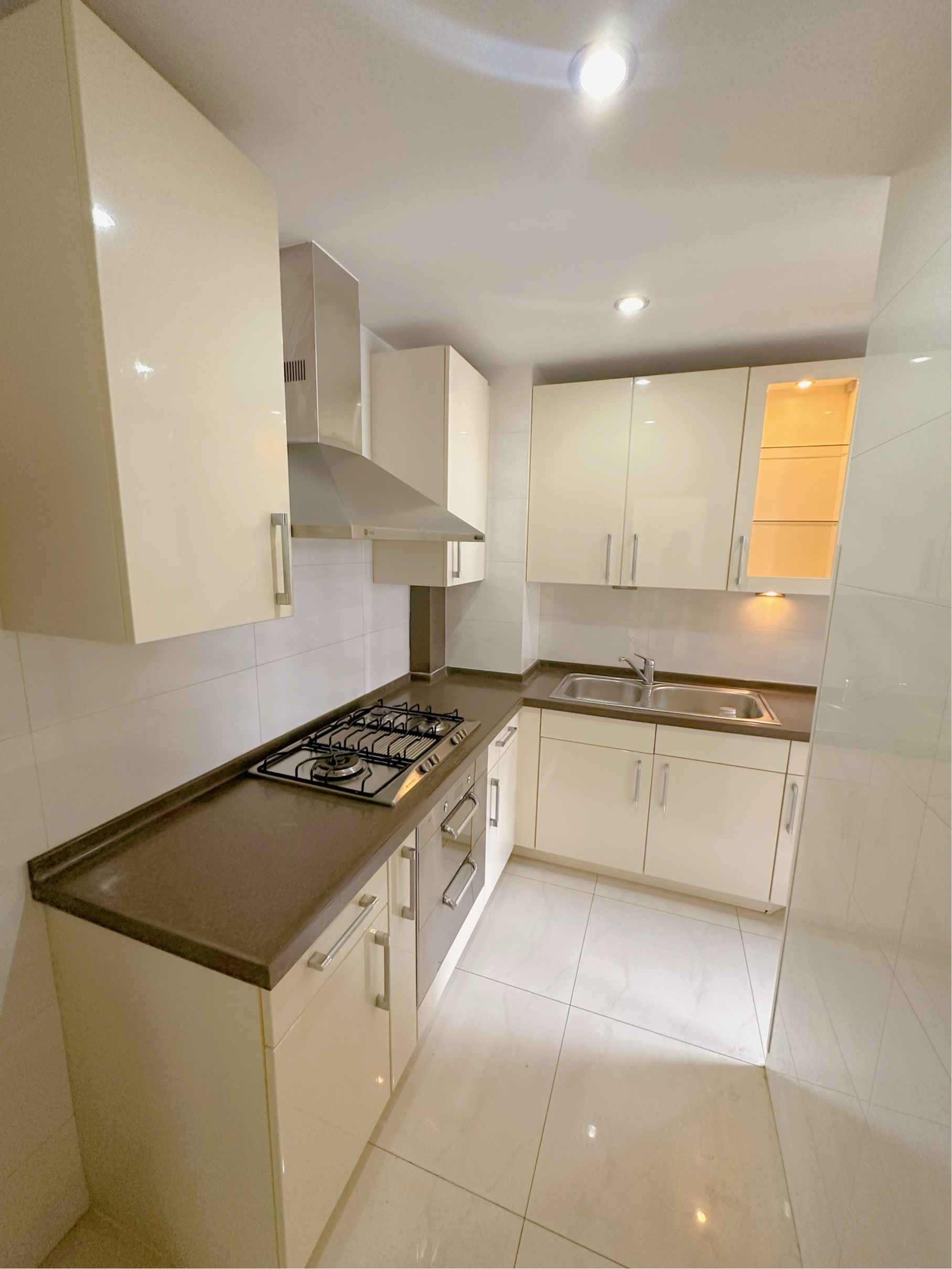Shanghai-Huangpu-Cozy Home,Clean&Comfy,No Gender Limit,Hustle & Bustle,“Friends”,Chilled,LGBTQ Friendly,Pet Friendly