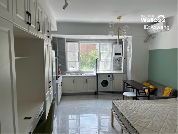 Wuhan-Hongshan-Cozy Home,Clean&Comfy,No Gender Limit,Hustle & Bustle